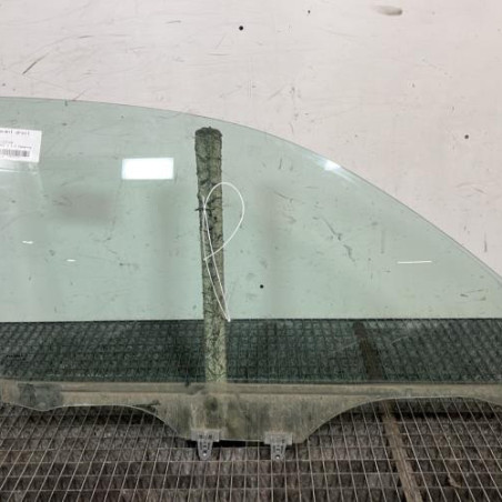 Vitre avant droit NISSAN MICRA 3 Photo n°1