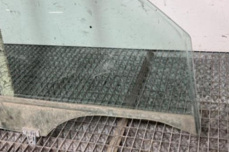 Vitre avant droit NISSAN MICRA 3