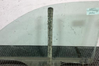 Vitre avant droit NISSAN MICRA 3