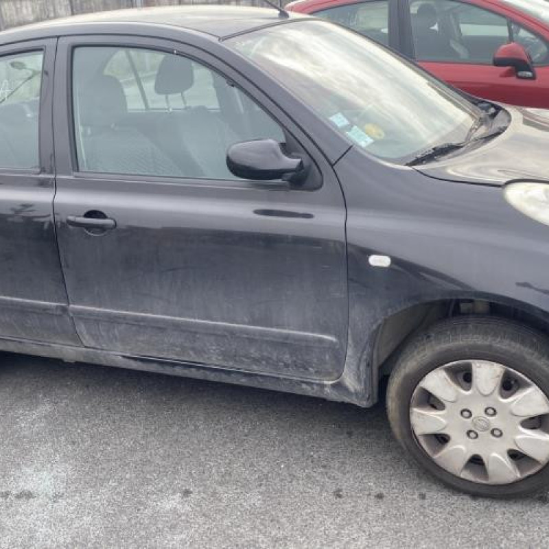 Vitre avant droit NISSAN MICRA 3 Photo n°11