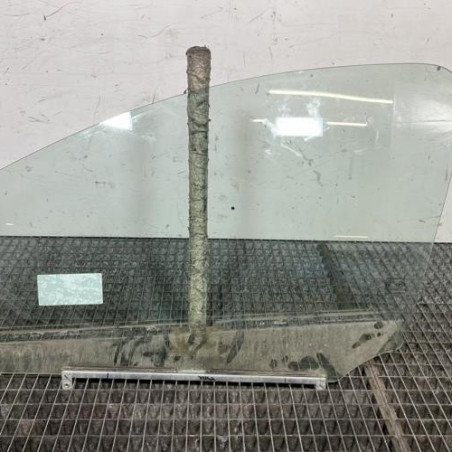 Vitre avant gauche SUZUKI ALTO 3 Photo n°1