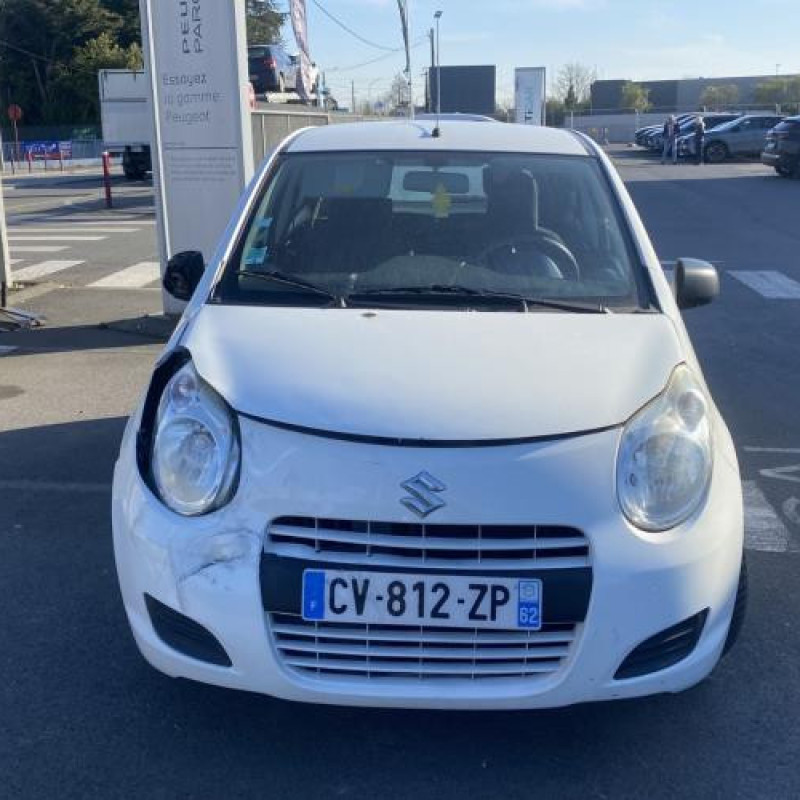 Vitre avant gauche SUZUKI ALTO 3 Photo n°10