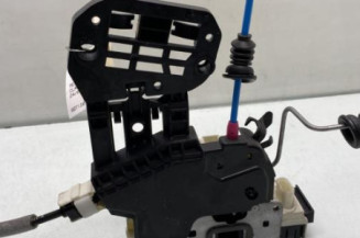 Serrure arriere droit MERCEDES CLASSE A 176