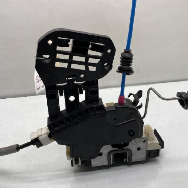 Serrure arriere droit MERCEDES CLASSE A 176 Photo n°6