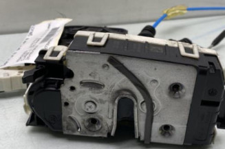 Serrure arriere gauche MERCEDES CLASSE A 176 Photo n°1