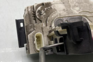 Serrure arriere gauche MERCEDES CLASSE A 176