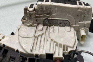 Serrure avant droit MERCEDES CLASSE A 176