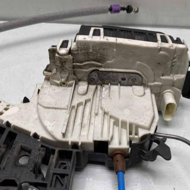 Serrure avant droit MERCEDES CLASSE A 176 Photo n°2