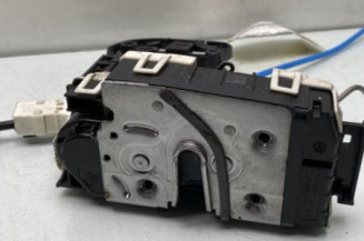 Serrure avant gauche MERCEDES CLASSE A 176 Photo n°1