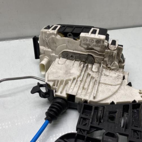 Serrure avant gauche MERCEDES CLASSE A 176