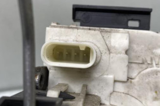 Serrure avant gauche MERCEDES CLASSE A 176