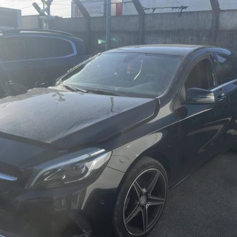 Serrure avant gauche MERCEDES CLASSE A 176 Photo n°8