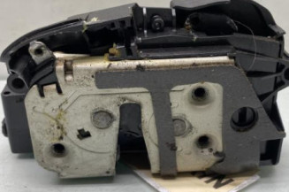 Serrure avant gauche FORD FIESTA 6 Photo n°1