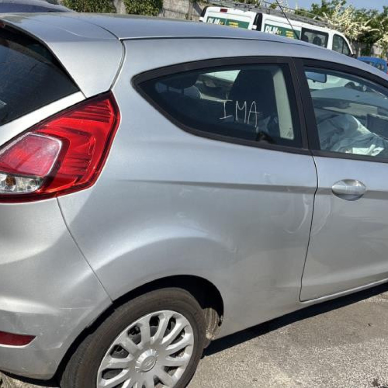 Serrure avant gauche FORD FIESTA 6 Photo n°10