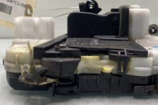 Serrure avant droit PEUGEOT 607 Photo n°1