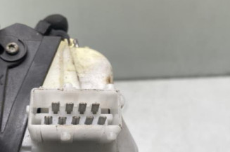 Serrure avant droit PEUGEOT 607