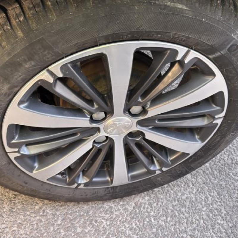 Pretensionneur de ceinture avant droit PEUGEOT 208 1 Photo n°18