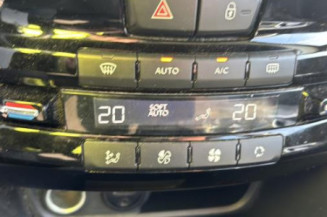 Pretensionneur de ceinture avant droit PEUGEOT 208 1