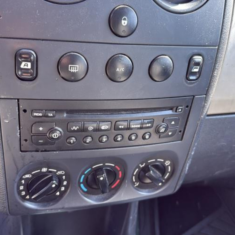 Pompe à carburant PEUGEOT PARTNER 1 Photo n°15