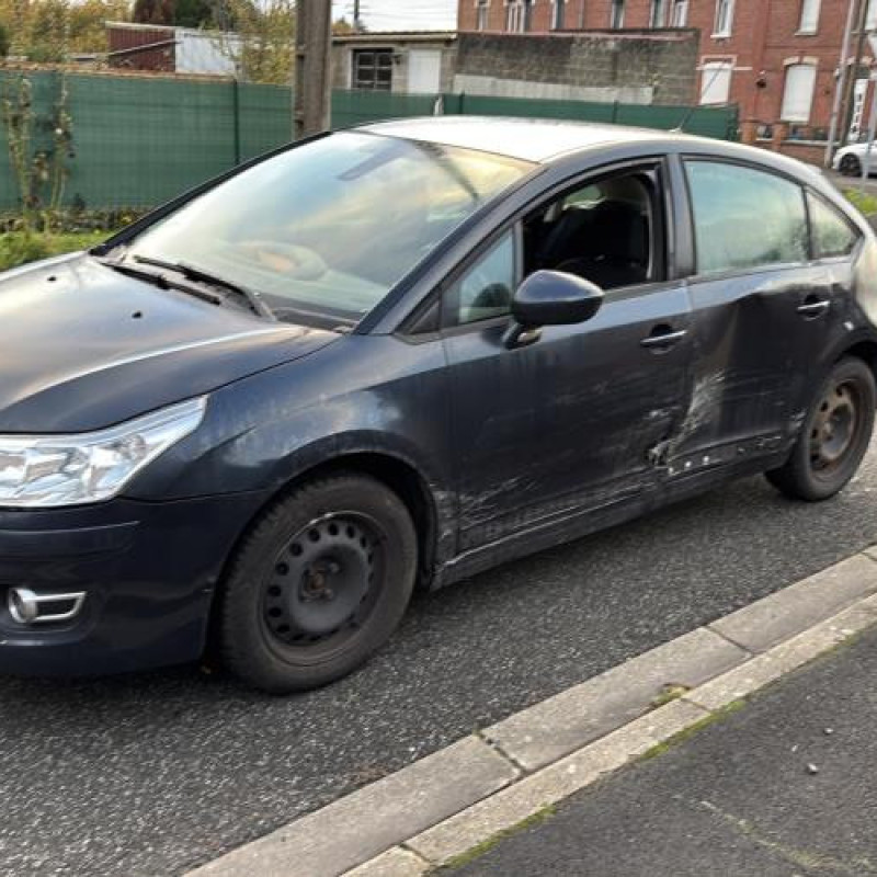 Feu arriere principal droit (feux) CITROEN C4 1 Photo n°7