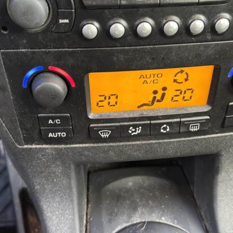 Interrupteur de leve vitre avant droit CITROEN C4 1 Photo n°11