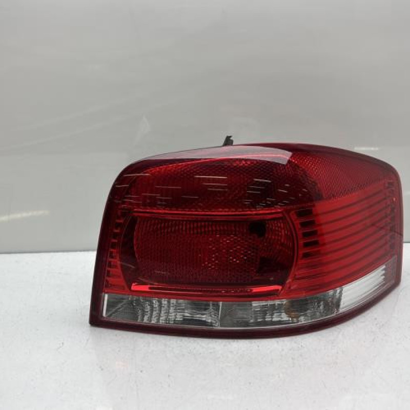 Feu arriere principal droit (feux) AUDI A3 2 Photo n°1