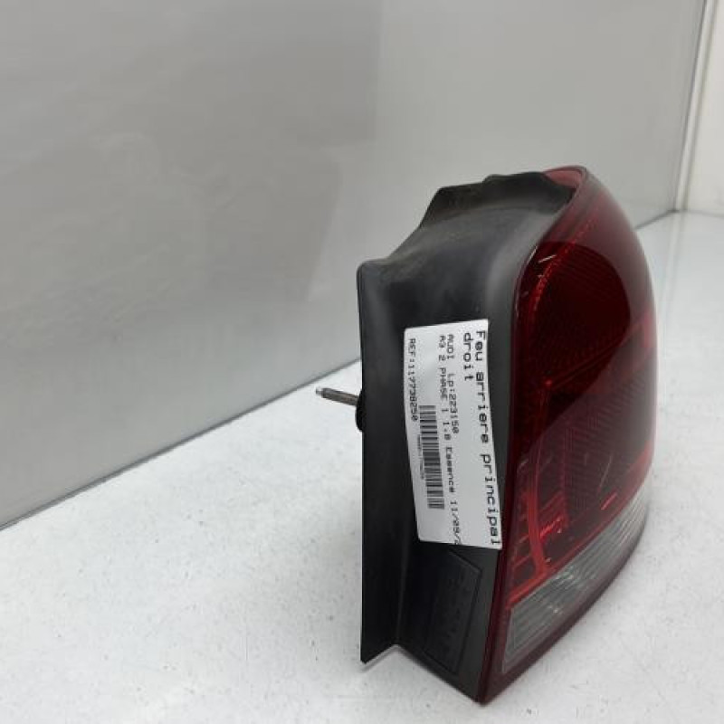 Feu arriere principal droit (feux) AUDI A3 2 Photo n°3