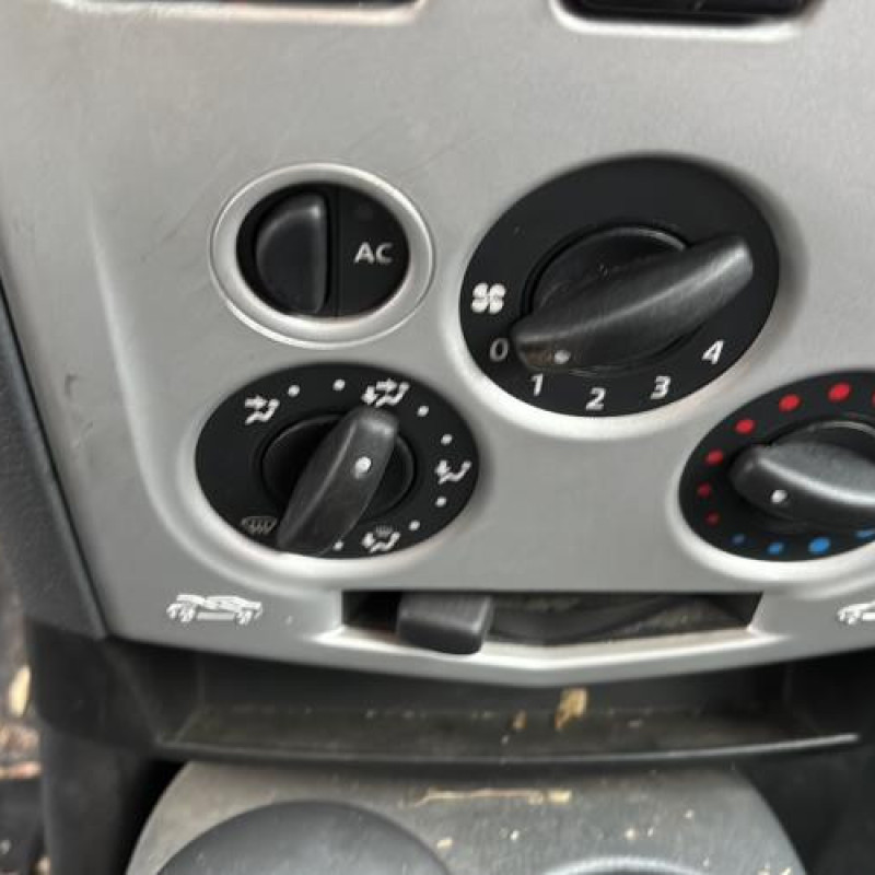 Poignee porte arriere droit DACIA LOGAN MCV 1 Photo n°19