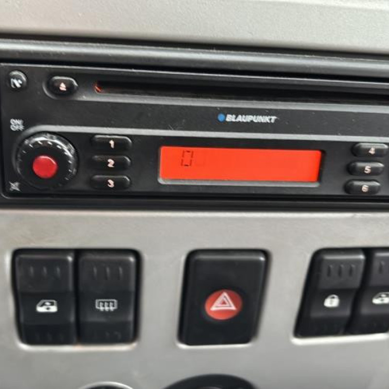 Poignee porte arriere droit DACIA LOGAN MCV 1 Photo n°20