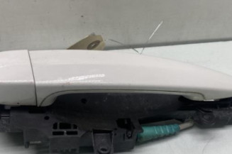 Poignee porte arriere droit BMW SERIE 1 E87 Photo n°1