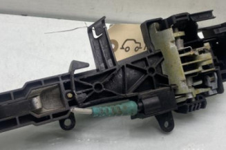 Poignee porte arriere droit BMW SERIE 1 E87