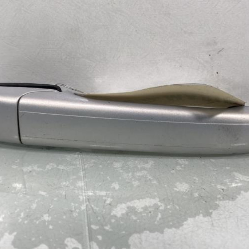 Poignee porte arriere droit VOLKSWAGEN POLO 3 Photo n°3