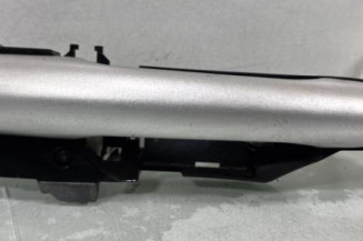 Poignee porte arriere droit RENAULT CLIO 3 Photo n°1