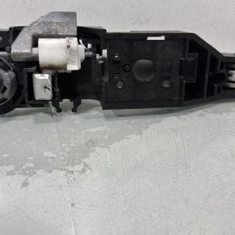 Poignee porte arriere droit RENAULT CLIO 3 Photo n°3