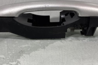 Poignee porte arriere droit RENAULT CLIO 3