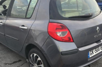 Poignee porte arriere droit RENAULT CLIO 3