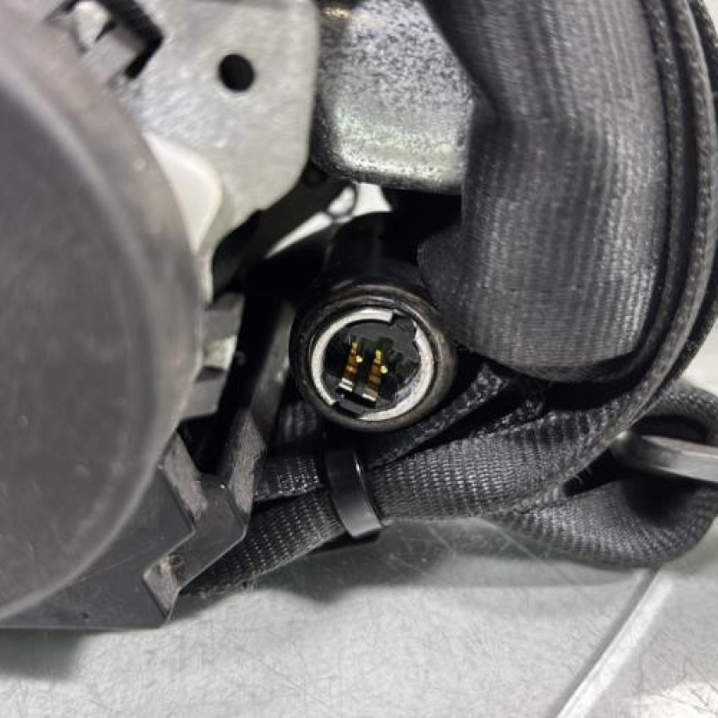 Pretensionneur de ceinture avant droit RENAULT LAGUNA 3 Photo n°4