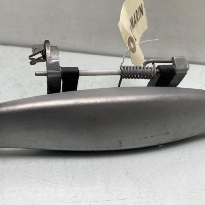 Poignee porte arriere droit DACIA SANDERO 1 Photo n°1