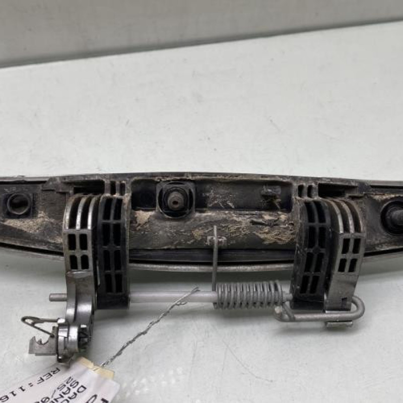 Poignee porte arriere droit DACIA SANDERO 1 Photo n°3