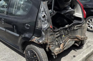 Poignee interieur avant droit PEUGEOT 107