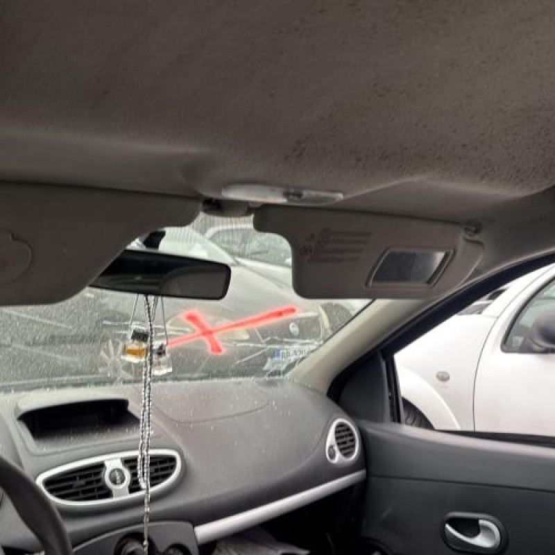 Trappe d'essence RENAULT CLIO 3 Photo n°19