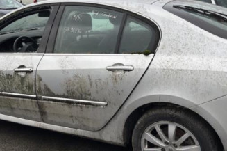 Renfort pare choc avant (traverse) RENAULT LAGUNA 3