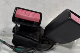 Attache ceinture arriere gauche RENAULT LAGUNA 3