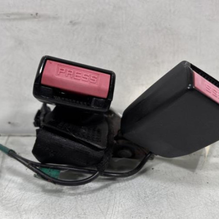 Attache ceinture arriere gauche RENAULT LAGUNA 3