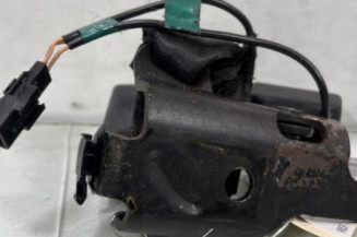 Attache ceinture arriere gauche RENAULT LAGUNA 3