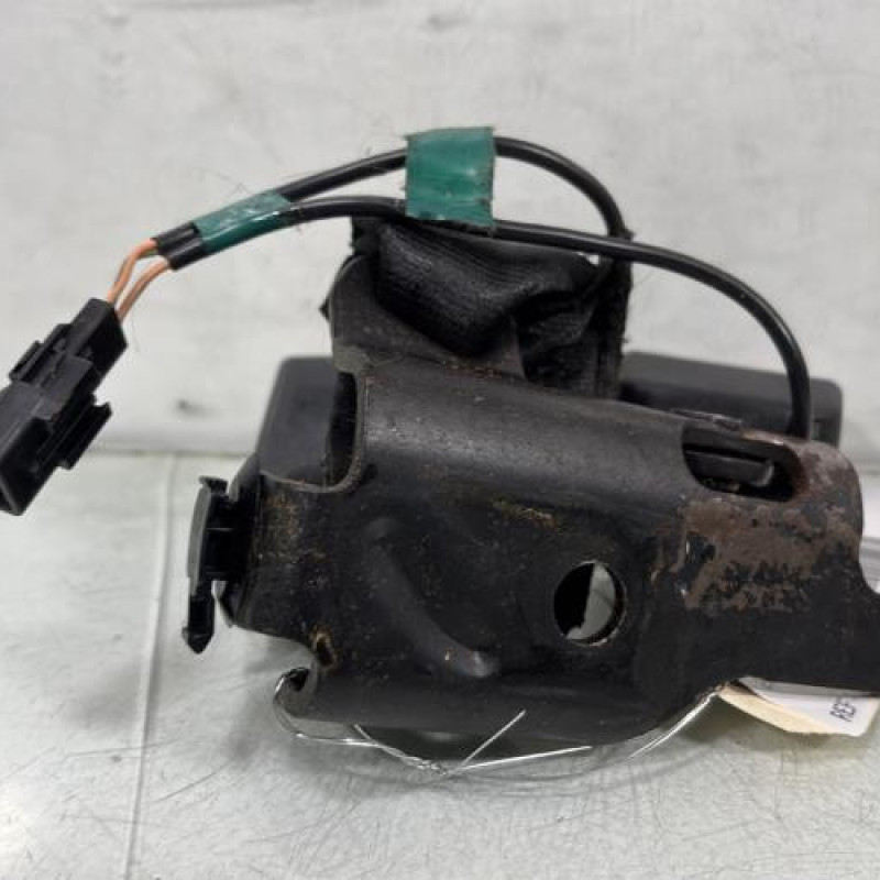 Attache ceinture arriere gauche RENAULT LAGUNA 3 Photo n°3