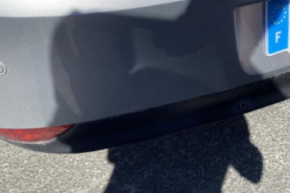 Attache ceinture arriere gauche RENAULT LAGUNA 3