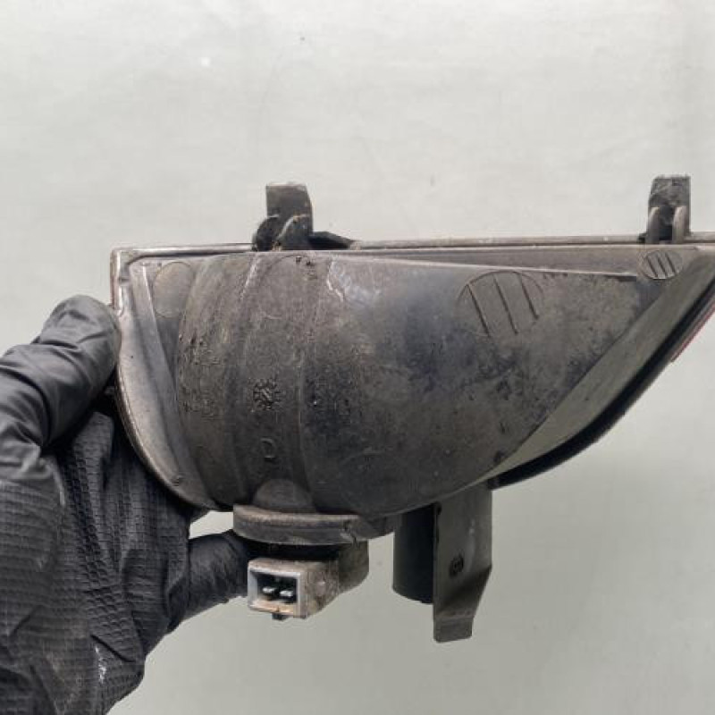 Anti brouillard arriere droit RENAULT MEGANE 3 Photo n°2