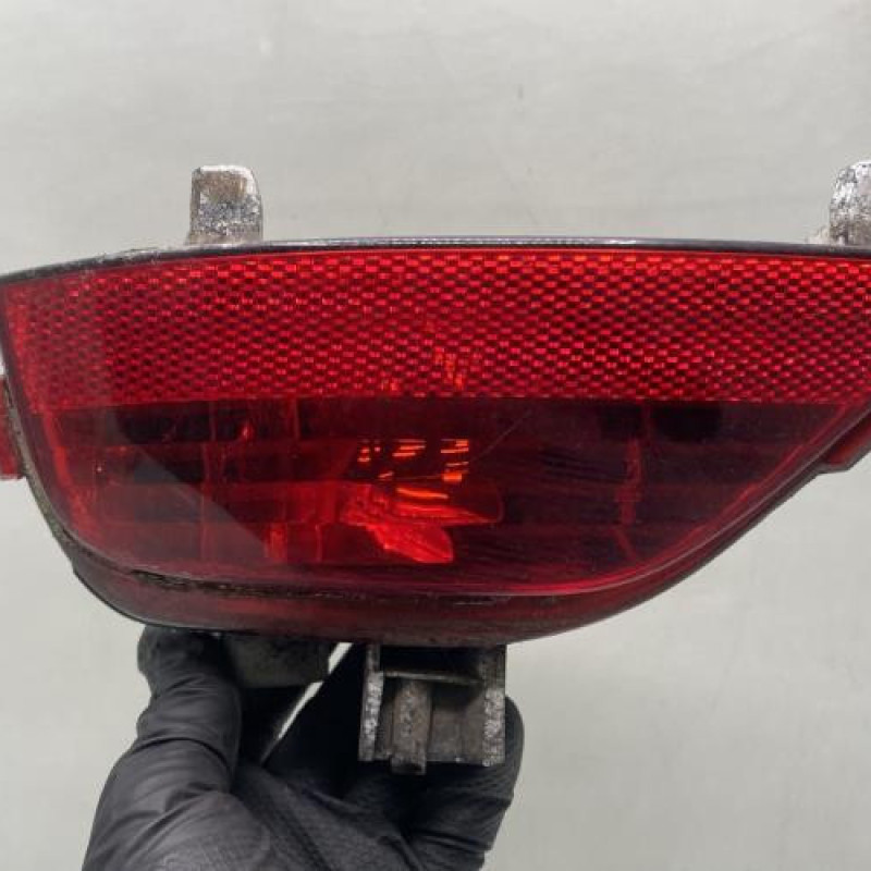 Anti brouillard arriere gauche RENAULT MEGANE 3 Photo n°1