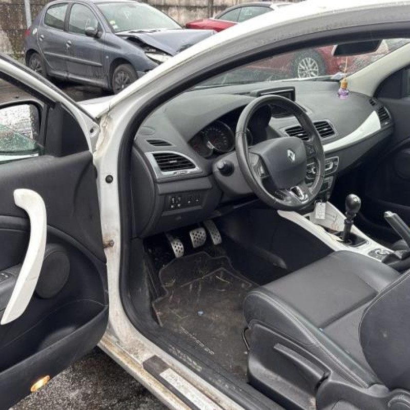 Autoradio d'origine RENAULT MEGANE 3 Photo n°14